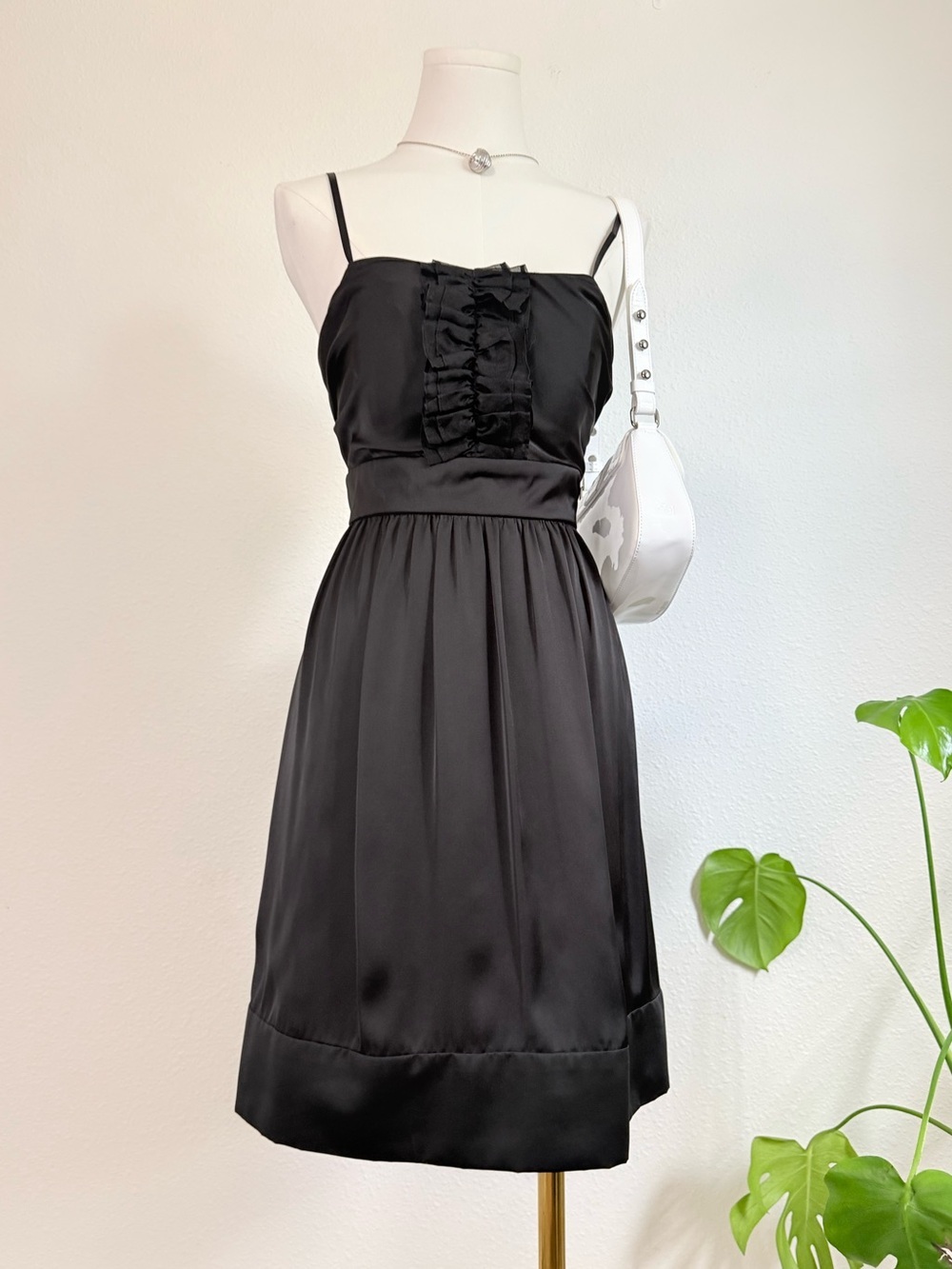 Y2K BCBG Paris Bubble Hem Little Black Dress Feminine Evening Wear Party - Picture 3 of 7